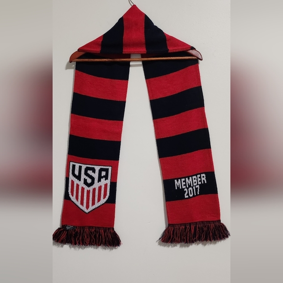Team USA Scarf - Picture 2 of 7